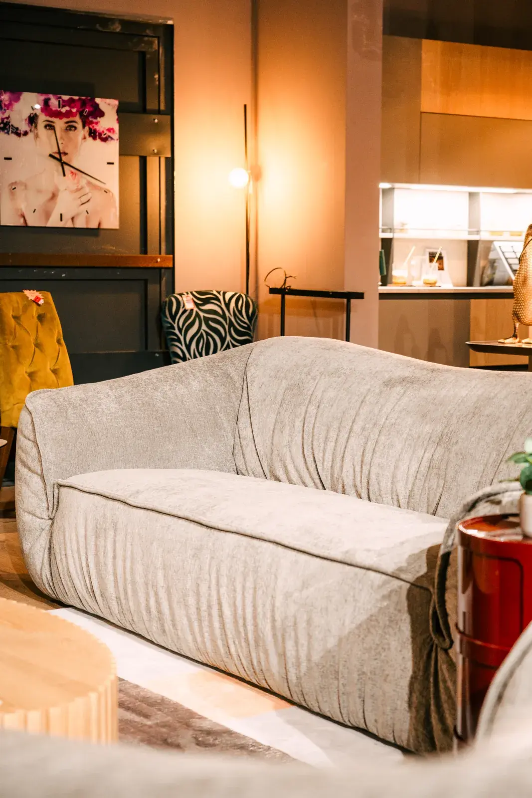 Canape salon – showroom CENZA ES DECO DESIGN Auxerre Canape salon – showroom CENZA ES DECO DESIGN Auxerre